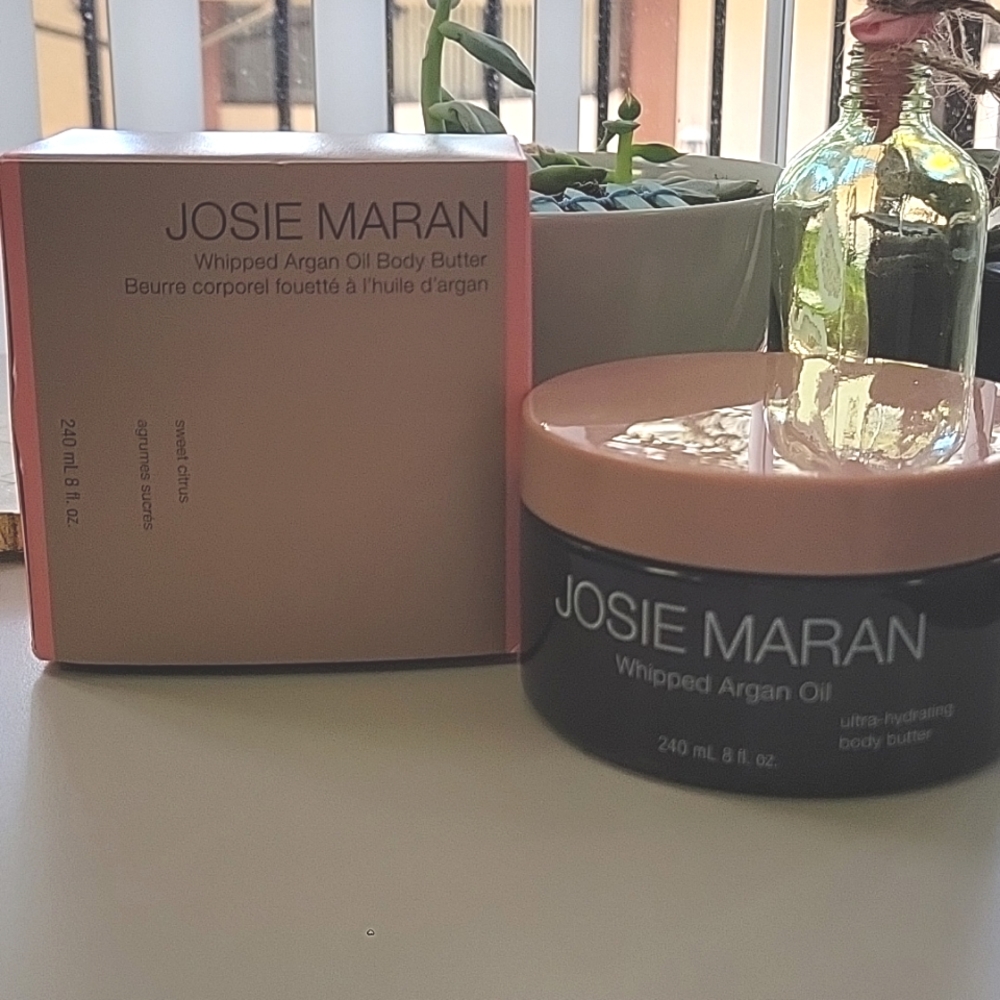 ♤ Josie Maran Whipped Argan Oil ♤